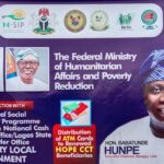 FG IN CONJUNCTION WITH LAGOS STATE GOVT GIVE CASH TO LESS PRIVILEGED IN BADAGRY LG
