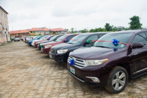 Hunpe presents official vehicles