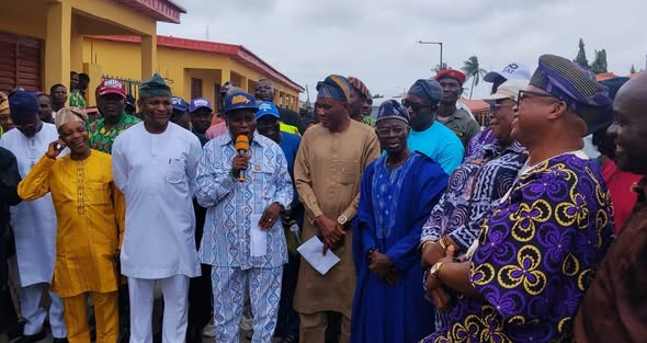 The Executive Chairman Of Badagry Local Government, Hon. Babatunde Hunpe unveiled projects